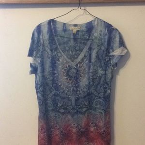 Short sleeve vneck pullover